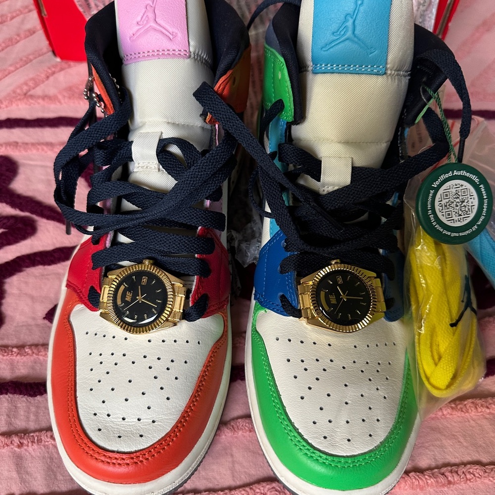 Air Jordan 1 Mid Fearless Melody Ehsani Size 9 Womens CQ7629100 StockX Verified - Picture 4 of 6